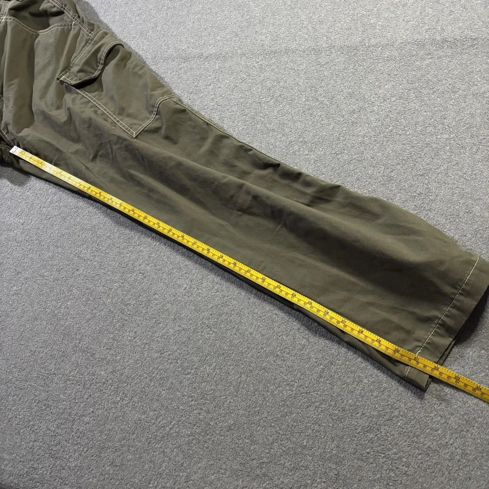 True Religion Men's Kalamata Olive Green Cargo Pants Horseshoe Outline Size 32